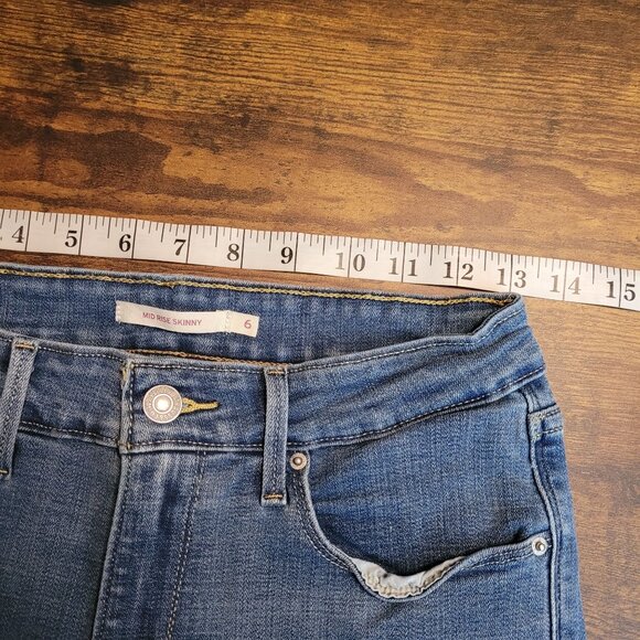 Levi's Jeans 6 S Mid Rise Skinny Medium Light Wash Stretch Denim Western - Picture 6 of 10